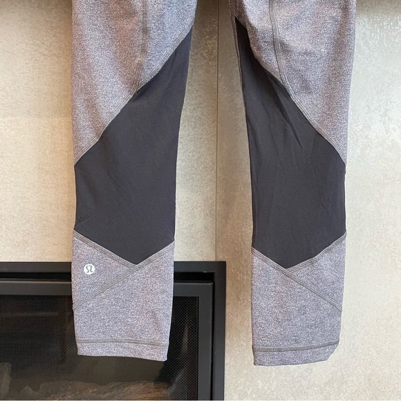 Lululemon Women’s Pace Rival Crop 22’ Leggings, Size 4 - Picture 11 of 14